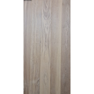 Plancher en chêne brun